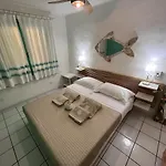 Avalon Holidays Apartman *