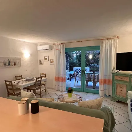Avalon Holidays Appartement *